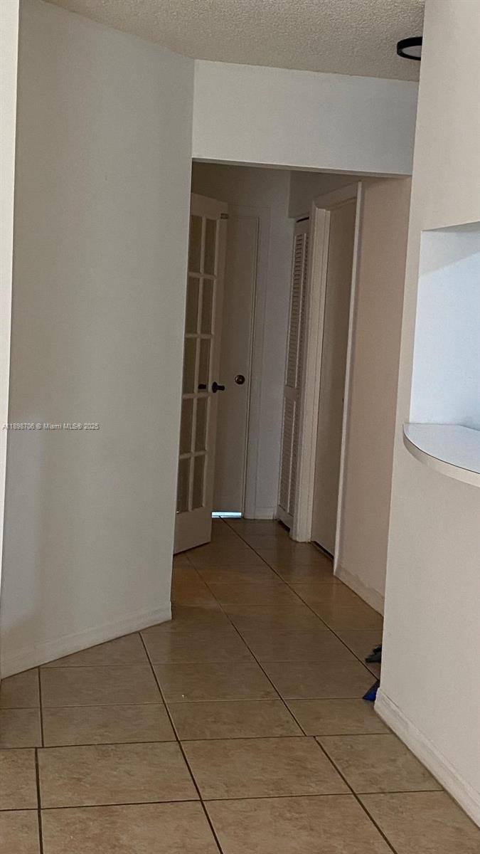 VILLAGES OF RENAISSANCE - Residential Lease