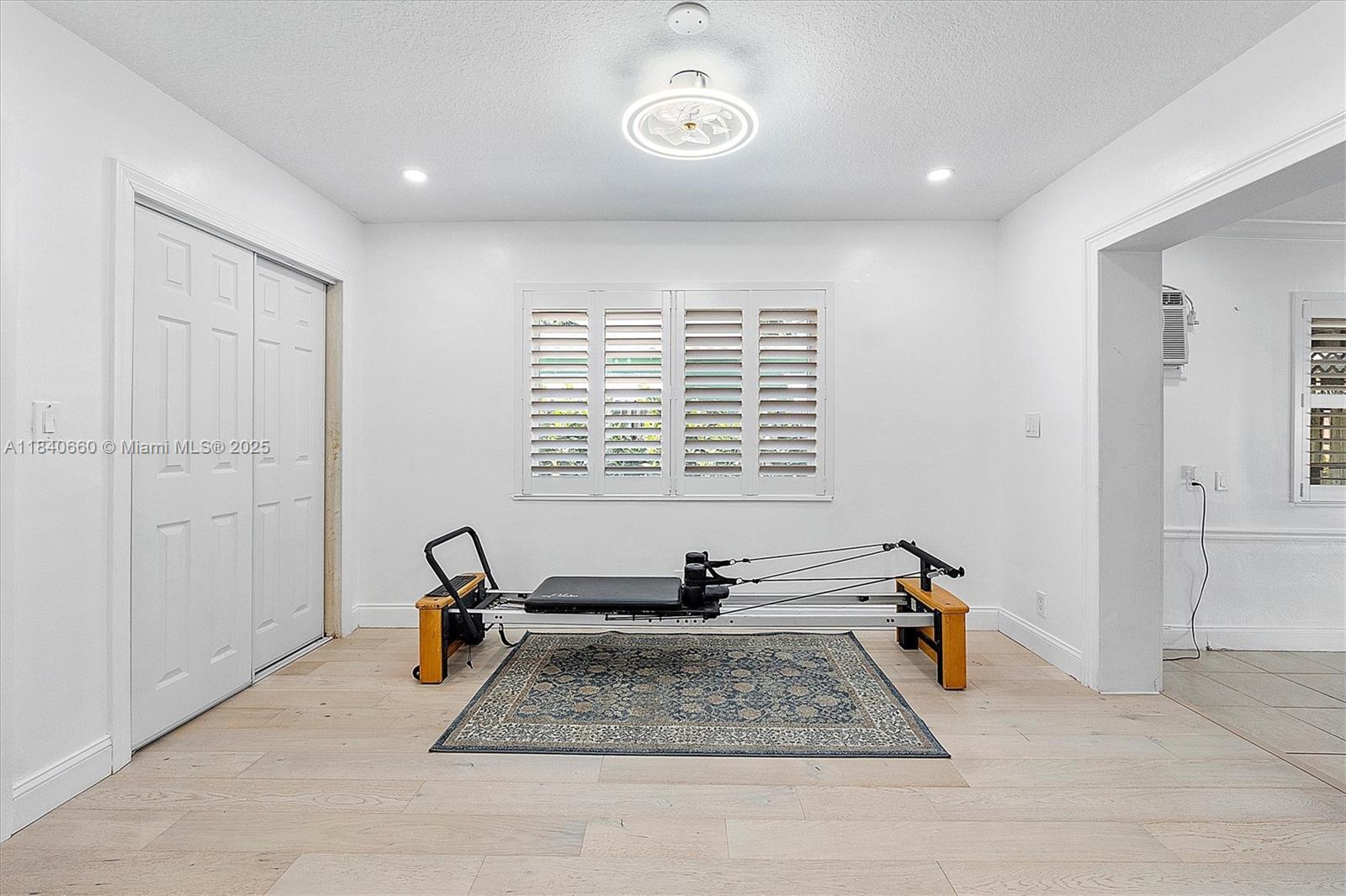 OAKLAND HILLS 4TH SEC - Residential