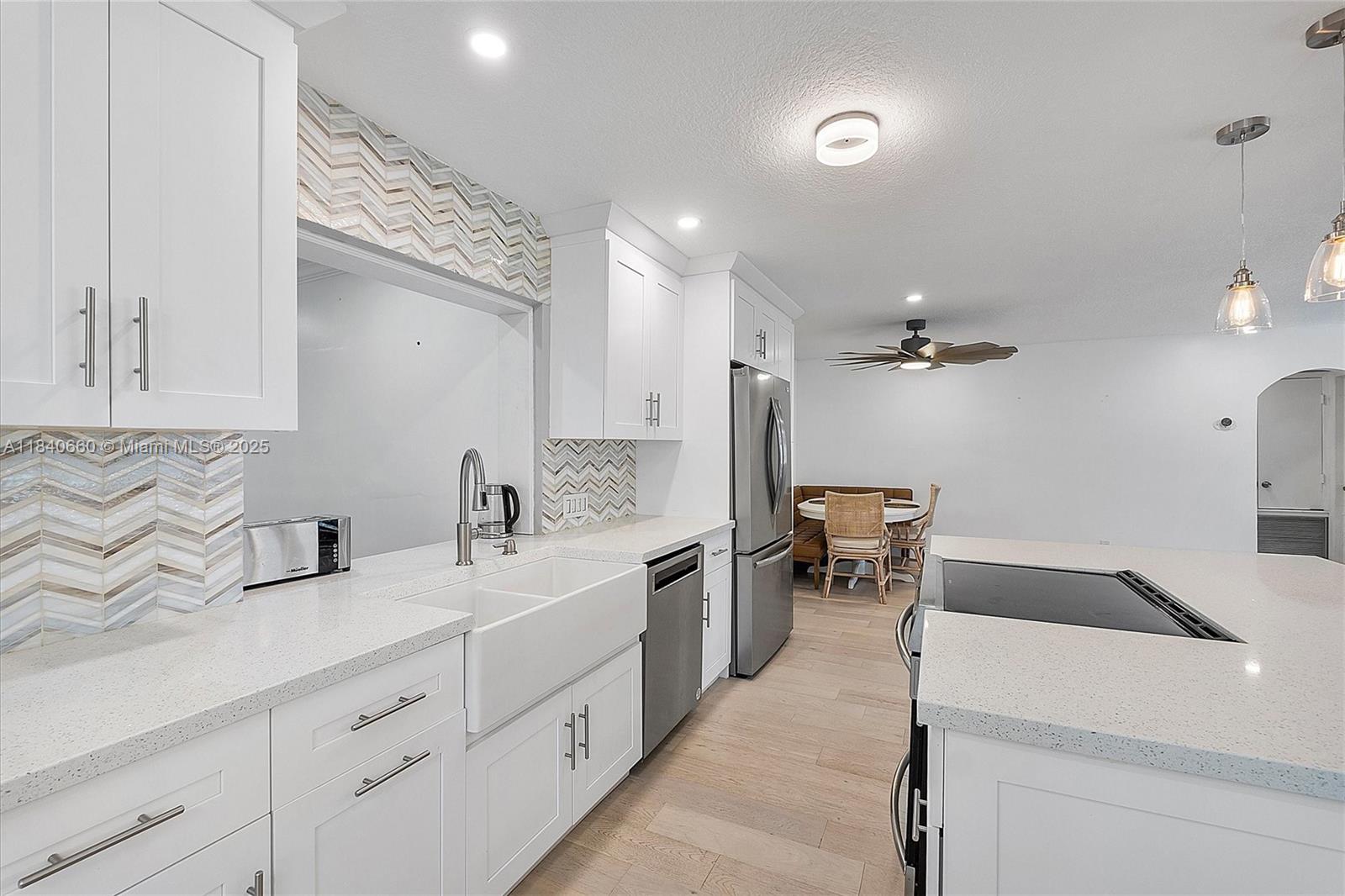 OAKLAND HILLS 4TH SEC - Residential