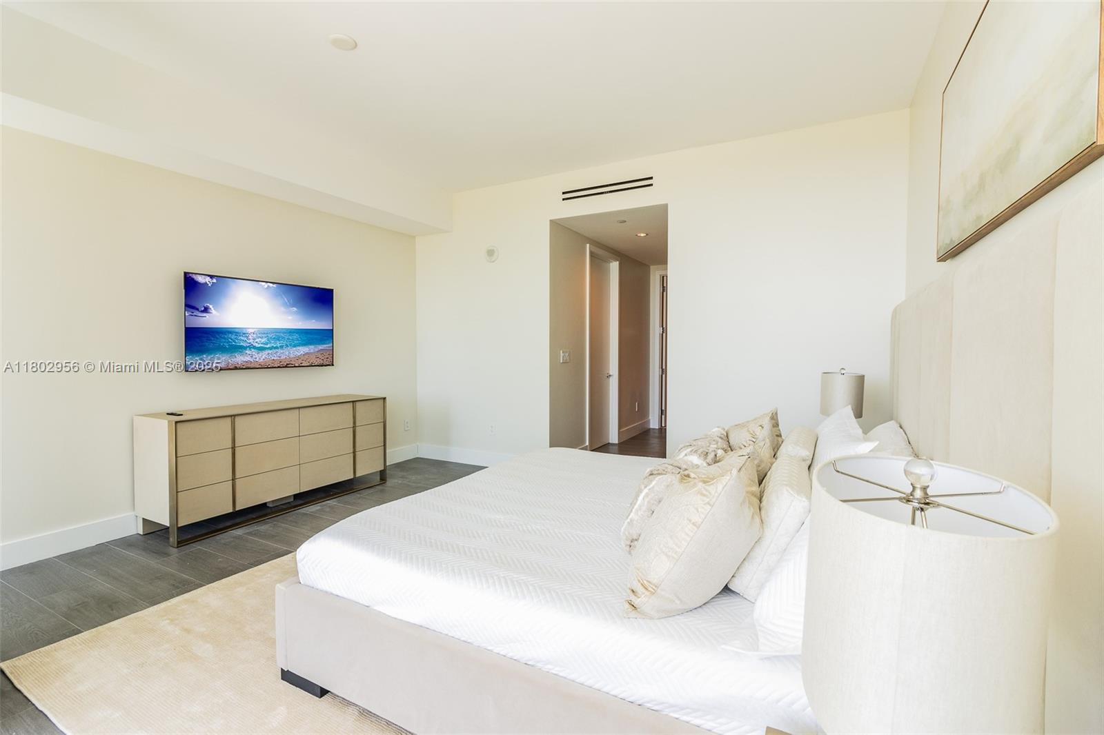 OCEANA BAL HARBOUR CONDO - Residential