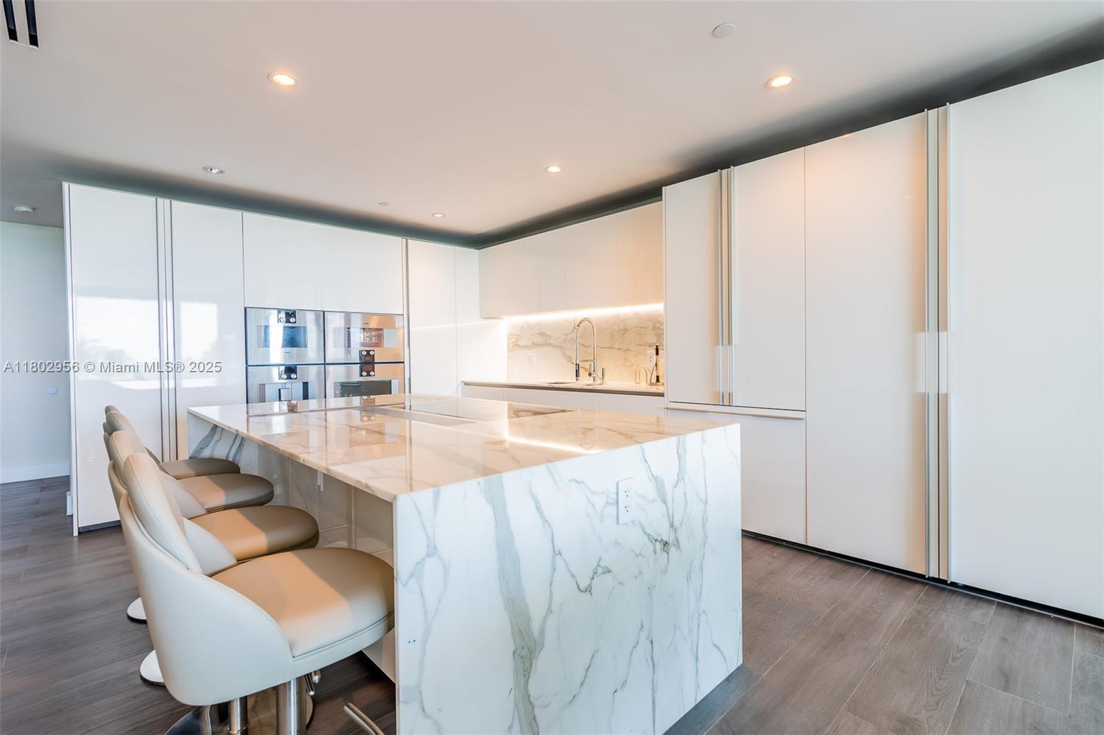 OCEANA BAL HARBOUR CONDO - Residential