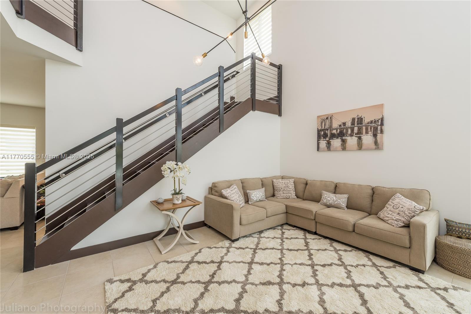 CRESTVIEW WEST - Residential