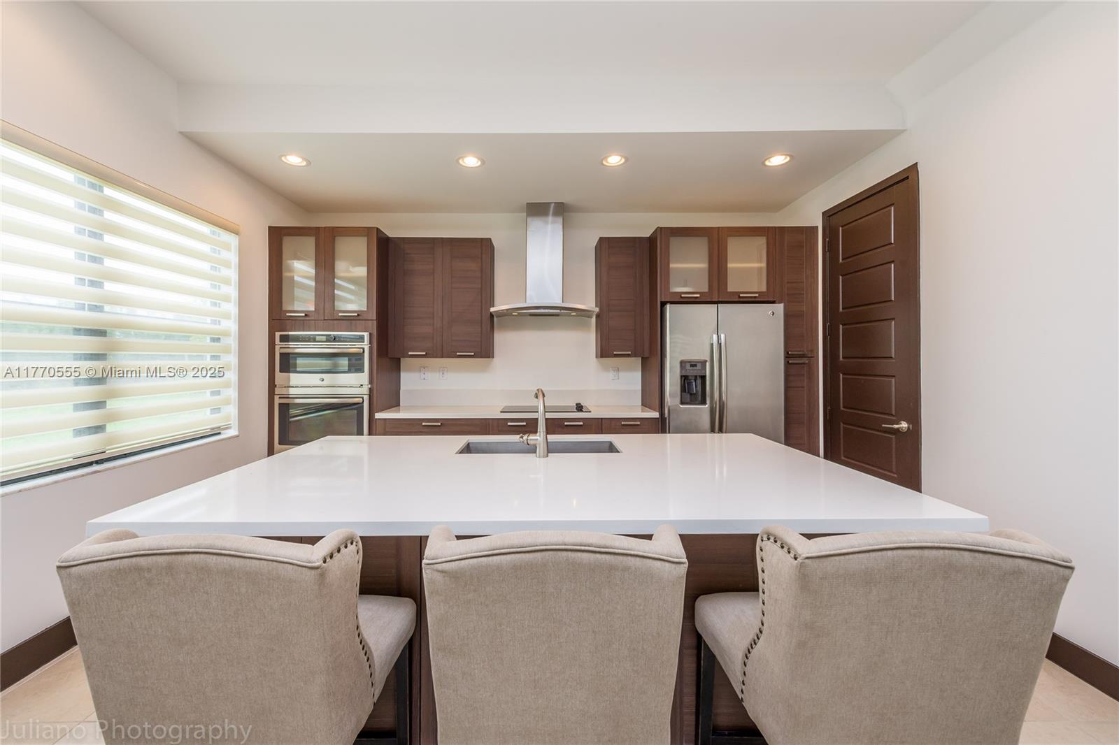 CRESTVIEW WEST - Residential