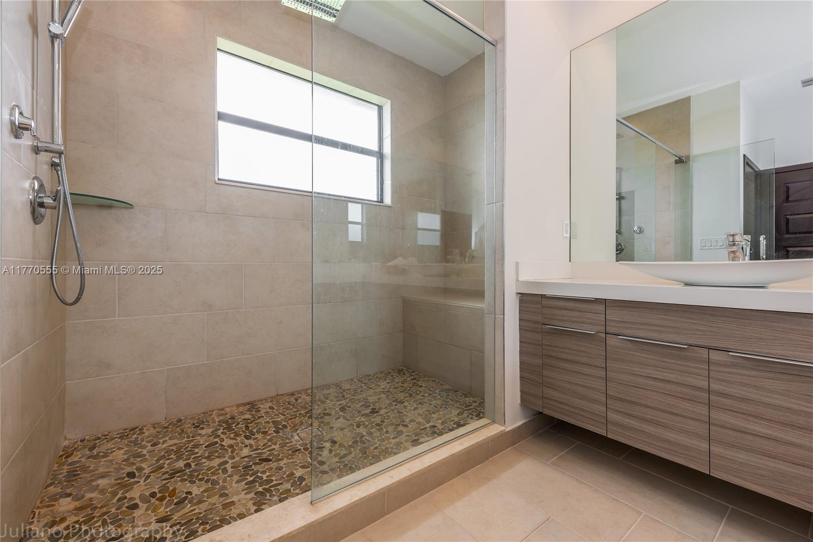 CRESTVIEW WEST - Residential