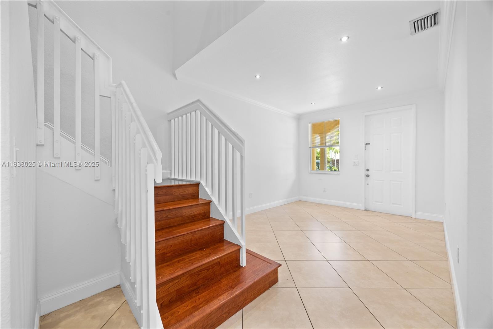 Welcome to this spacious 4-bedroom, 3.5-bath townhome in the heart of Miami’s vibrant Calle 8. With 1,775 sq ft, an open-concept layout, and large bedrooms, there’s plenty of room for everyone. Enjoy a private fenced patio perfect for gatherings or pets, plus a 1-car garage and access to a community clubhouse and pool. Ideally located just off the Florida Turnpike, you’re minutes from top dining, shopping, and major highways. Don’t miss your chance to live in one of Miami’s most convenient and culturally rich neighborhoods. Schedule your private showing today — this one won’t last!