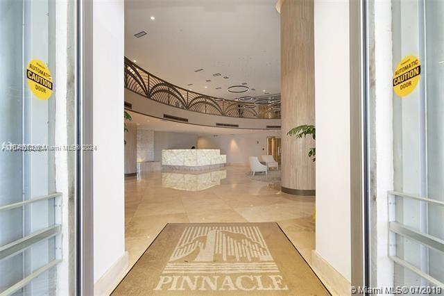 THE PINNACLE CONDO - Residential
