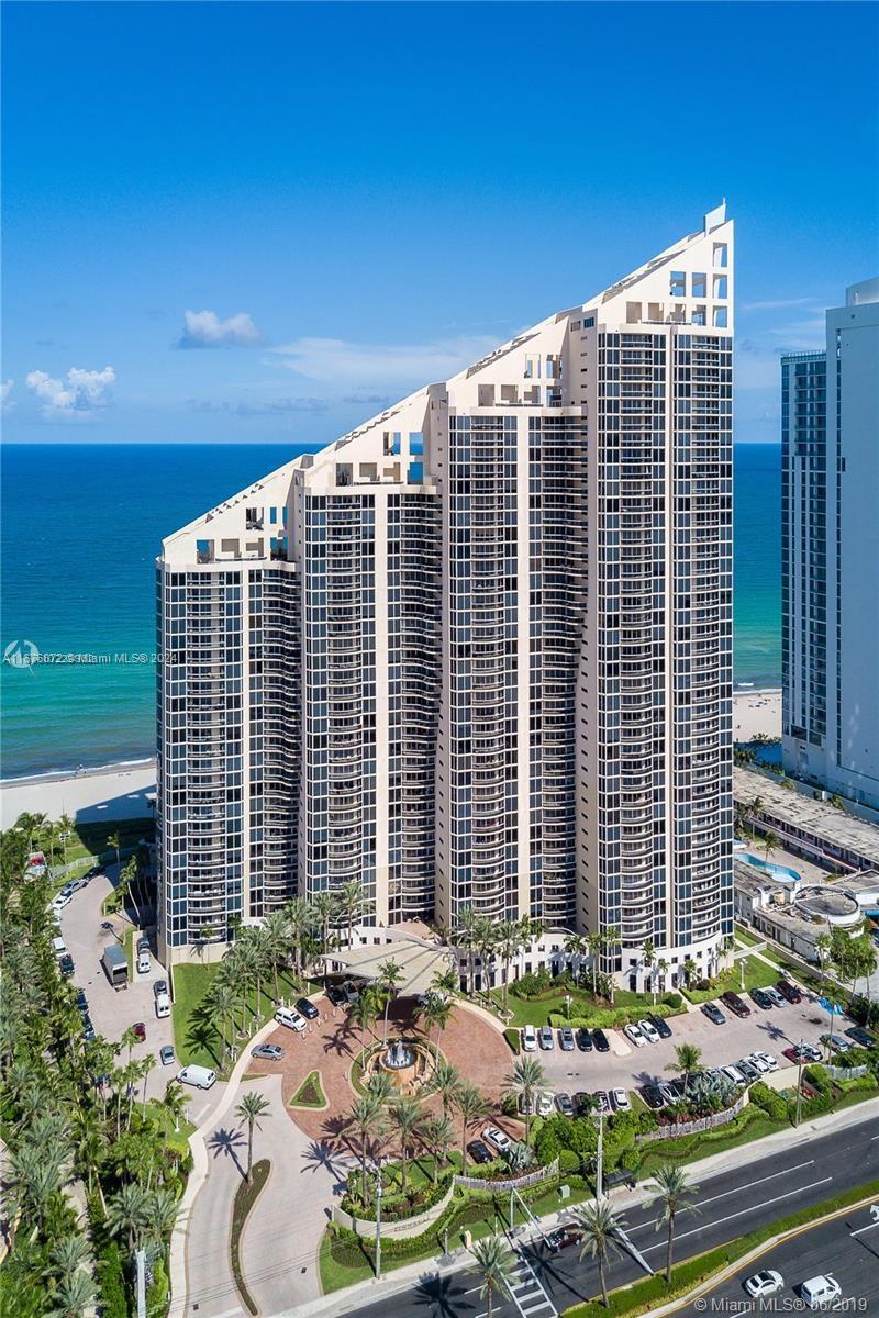 THE PINNACLE CONDO - Residential