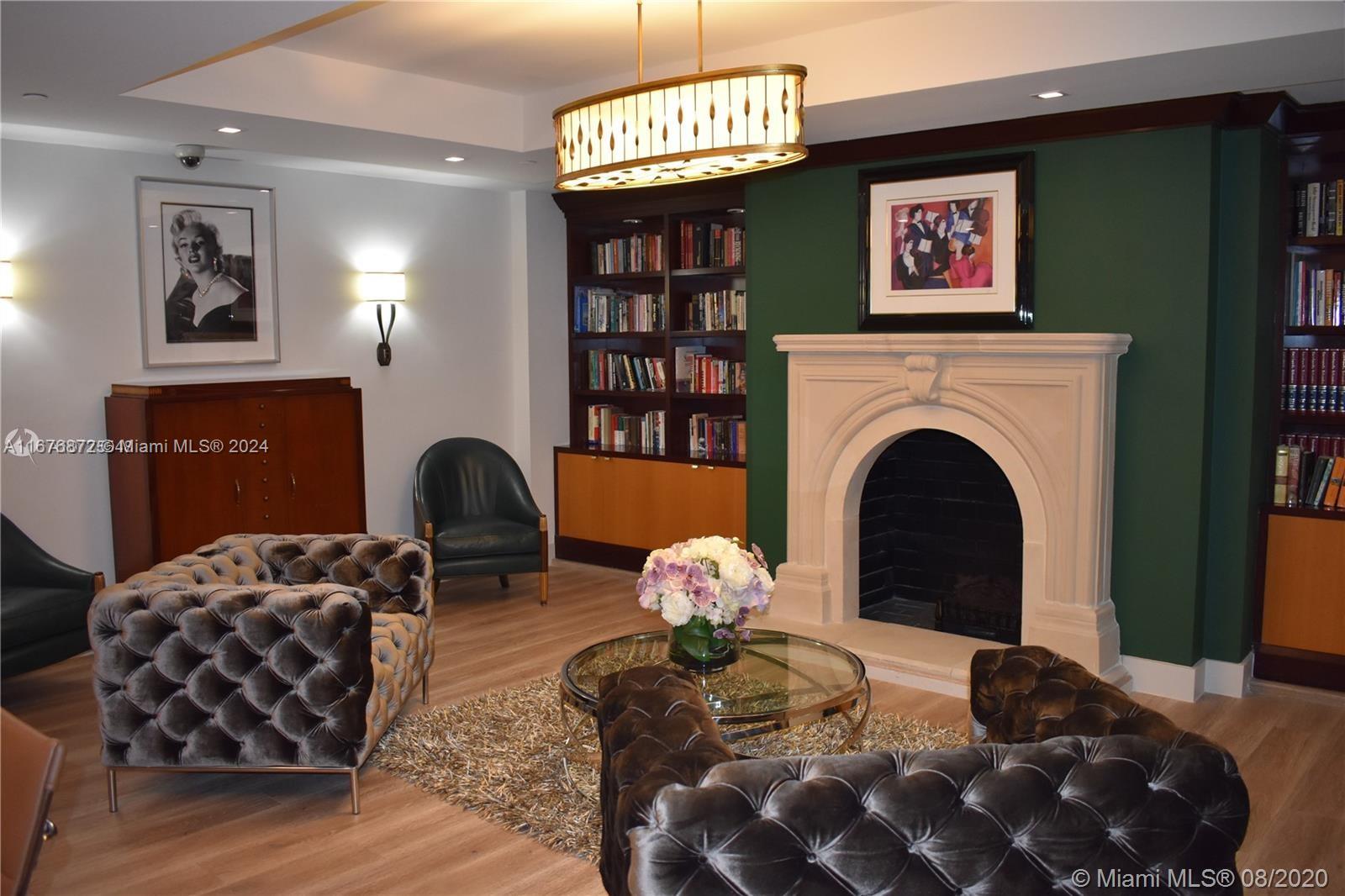 THE PINNACLE CONDO - Residential