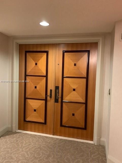 THE PINNACLE CONDO - Residential