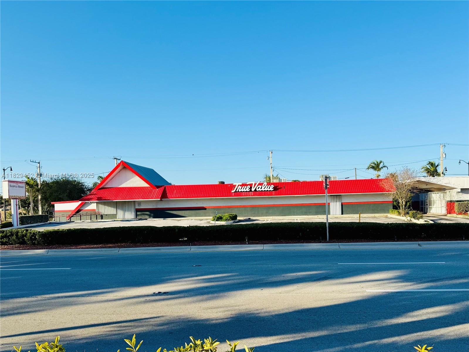 ONE Sotheby’s presents 9,256 SF of prime retail on E Sample Rd with 39,000+ daily traffic. Located just east of N Federal Hwy (54,500+ AADT), this 0.5+ acre B3-zoned site offers high visibility and excellent frontage in a thriving commercial corridor near dining, shopping, and beaches. Ideal for owner/user. Adjacent property at 1631 E Sample Rd (1,350 SF drive-thru) also available. Combined hard-corner site totals 0.63 acres. Both buildings delivered vacant. Buy together or separately.