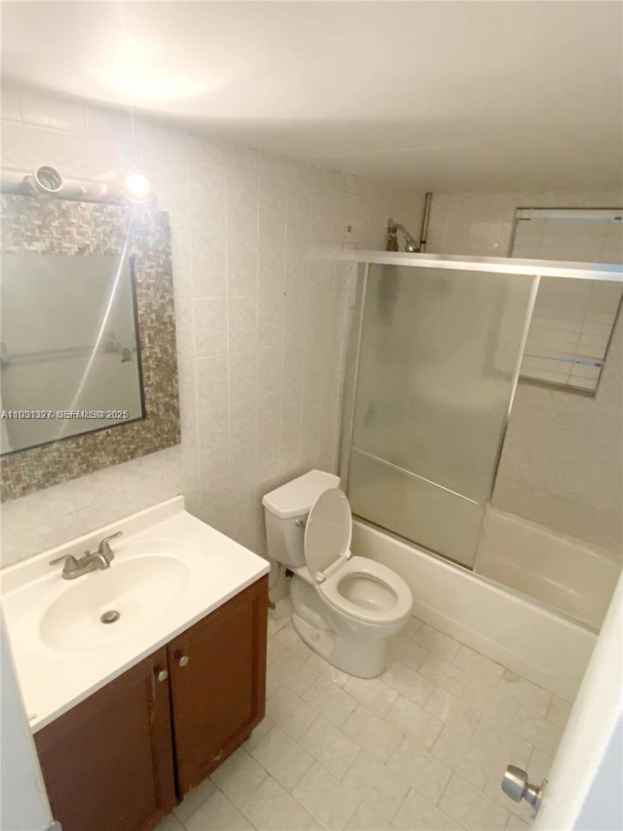 MIRADOR PLAZA CONDO - Residential Lease