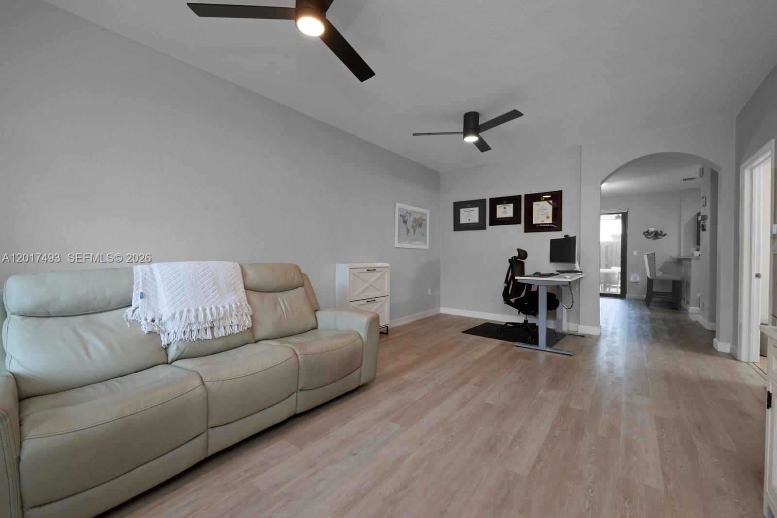SILVER PALM WEST - Residential