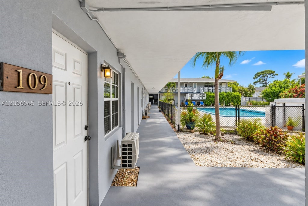 Photo of 626 SW 14th Ave #109, Fort Lauderdale, FL 33312 (MLS # A12096945)