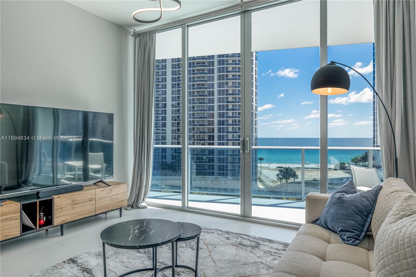 AURORA CONDOMINIUM - Residential Lease