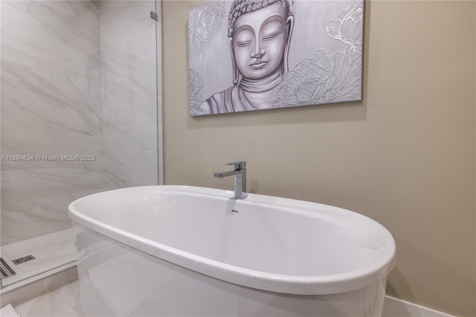 AURORA CONDOMINIUM - Residential Lease