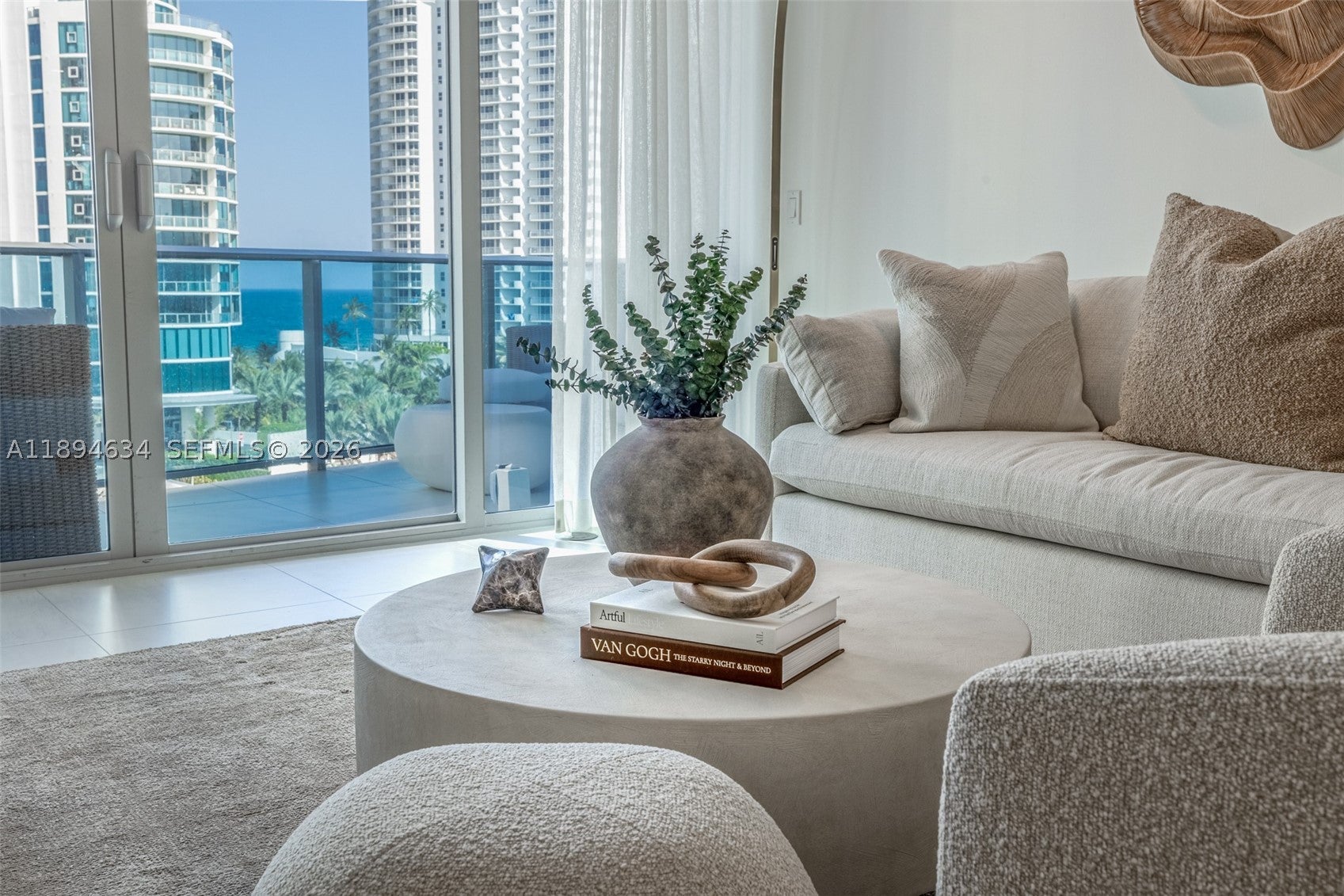 17550 Collins Ave 703