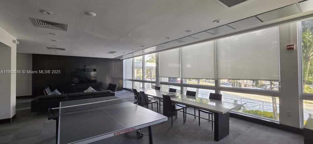 MIRADOR 1200 CONDO - Residential