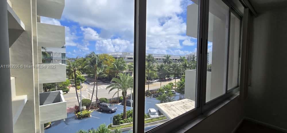 MIRADOR 1200 CONDO - Residential