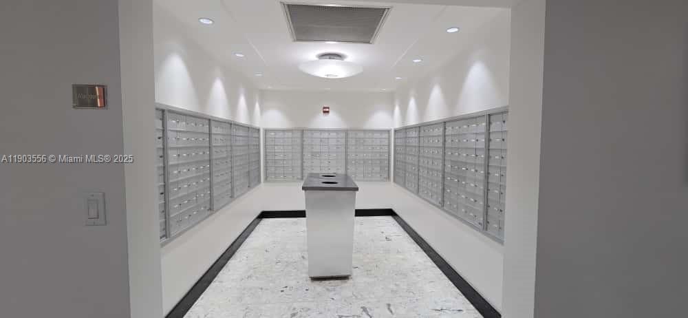 MIRADOR 1200 CONDO - Residential