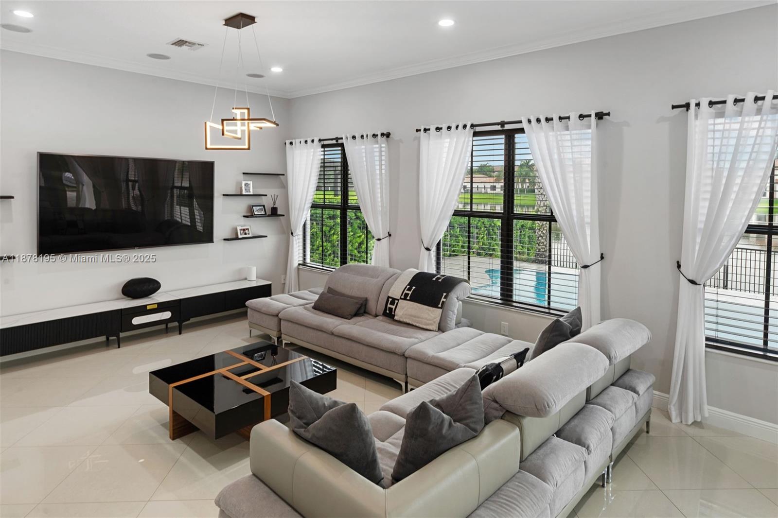 MONTERRA - Residential