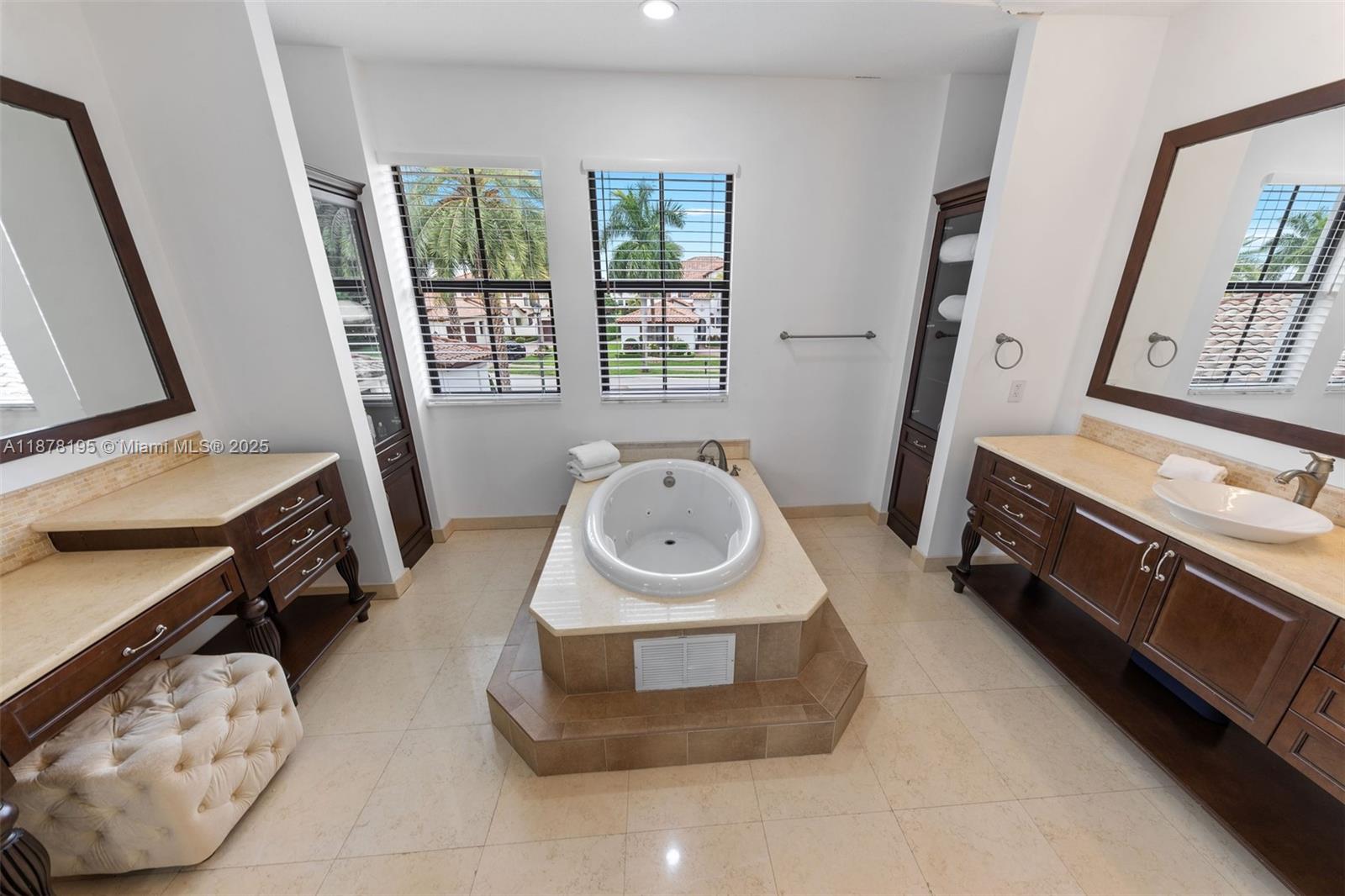 MONTERRA - Residential