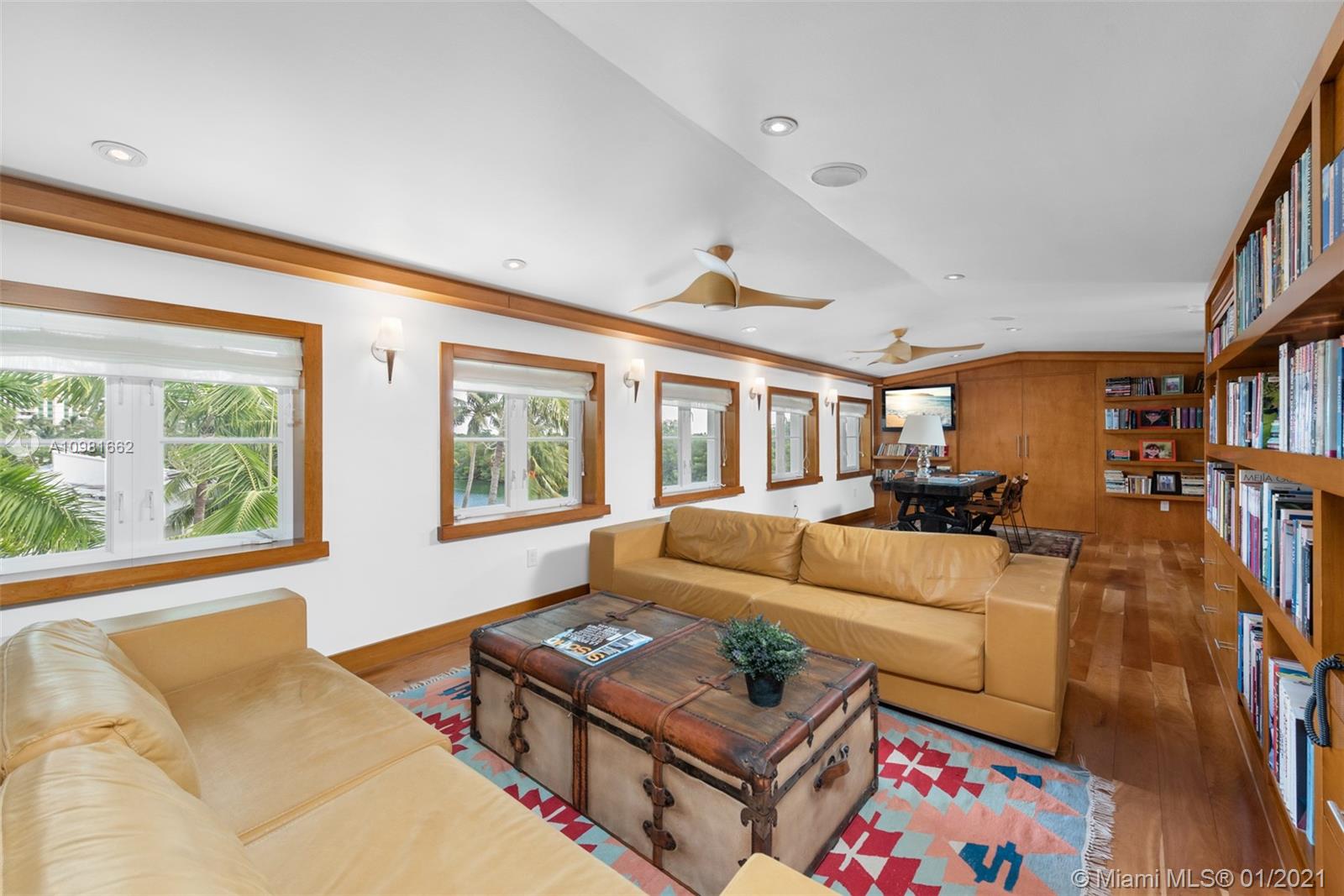 CAPE FLORIDA SUB SEC 3 - Residential