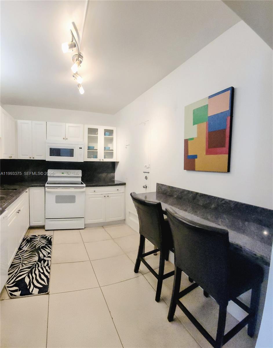 COASTAL TOWERS CONDO - Residential Lease