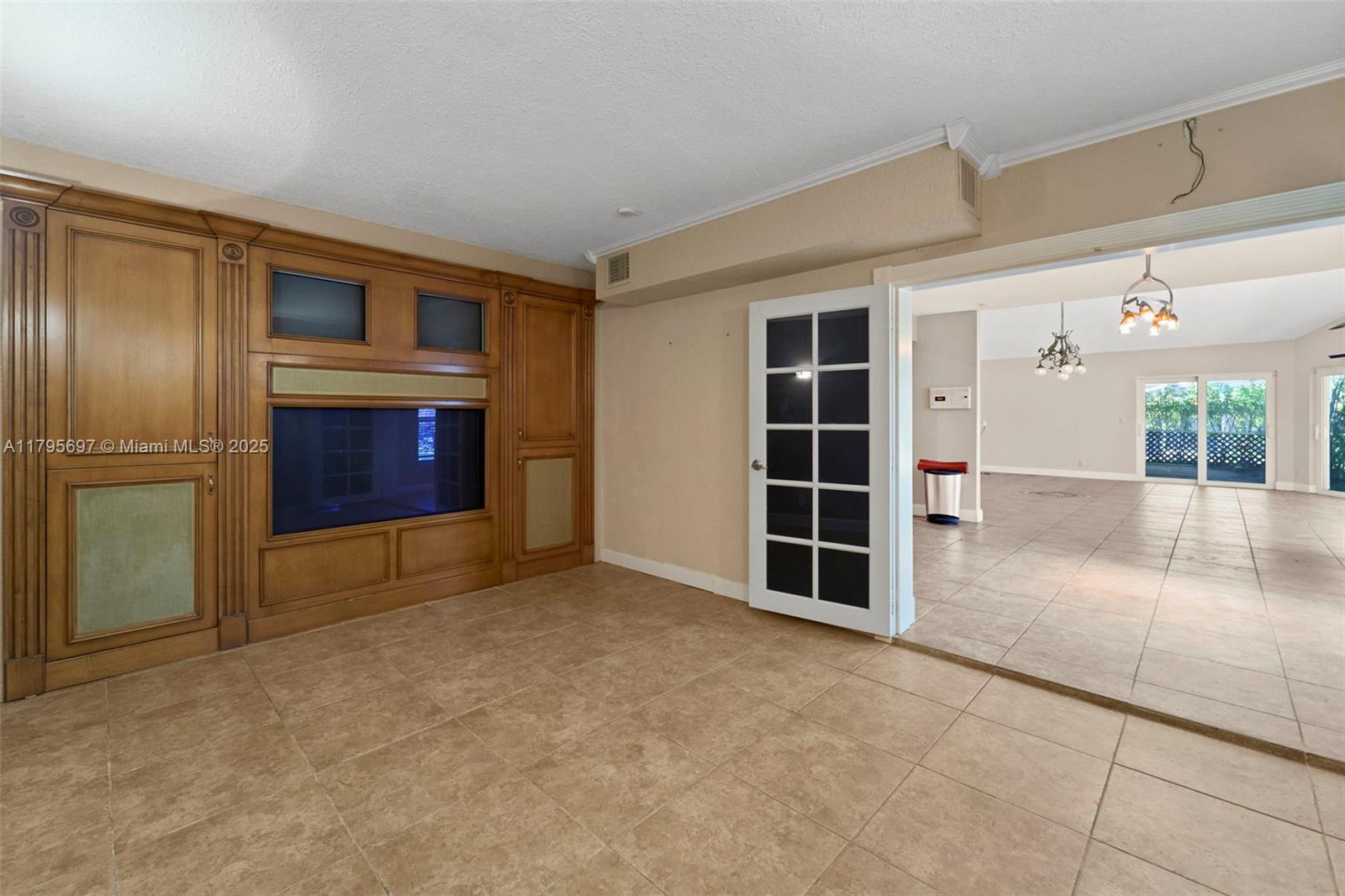 4508 King Palm Dr