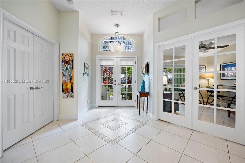 Photo of 18850 Misty Lake Dr, Jupiter, FL 33458 (MLS # A11506089)