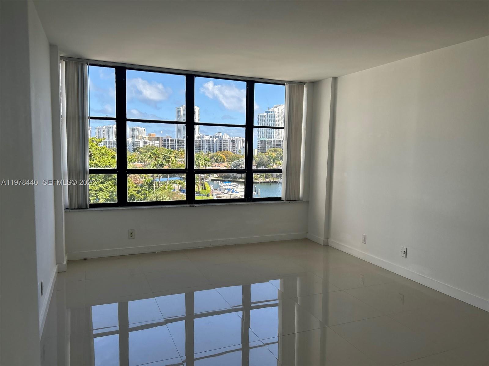 OLYMPUS CONDO PHASE - Residential