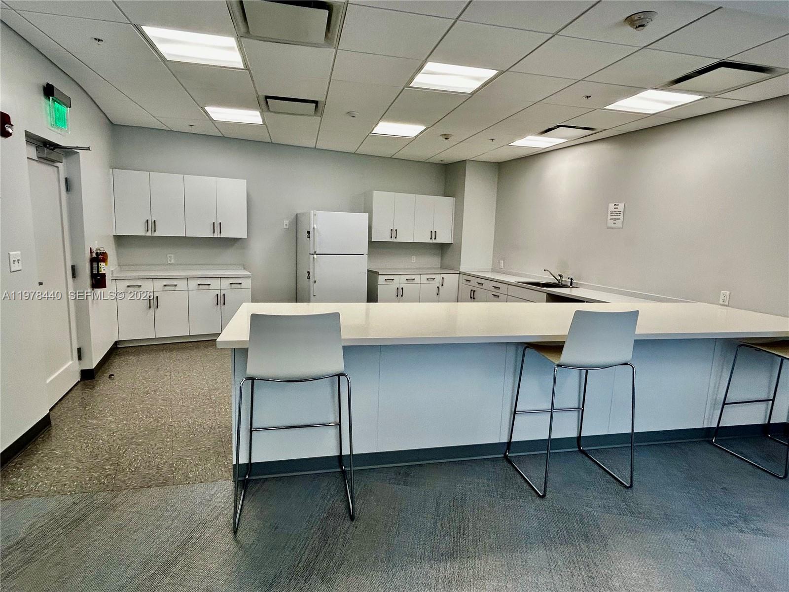 OLYMPUS CONDO PHASE - Residential