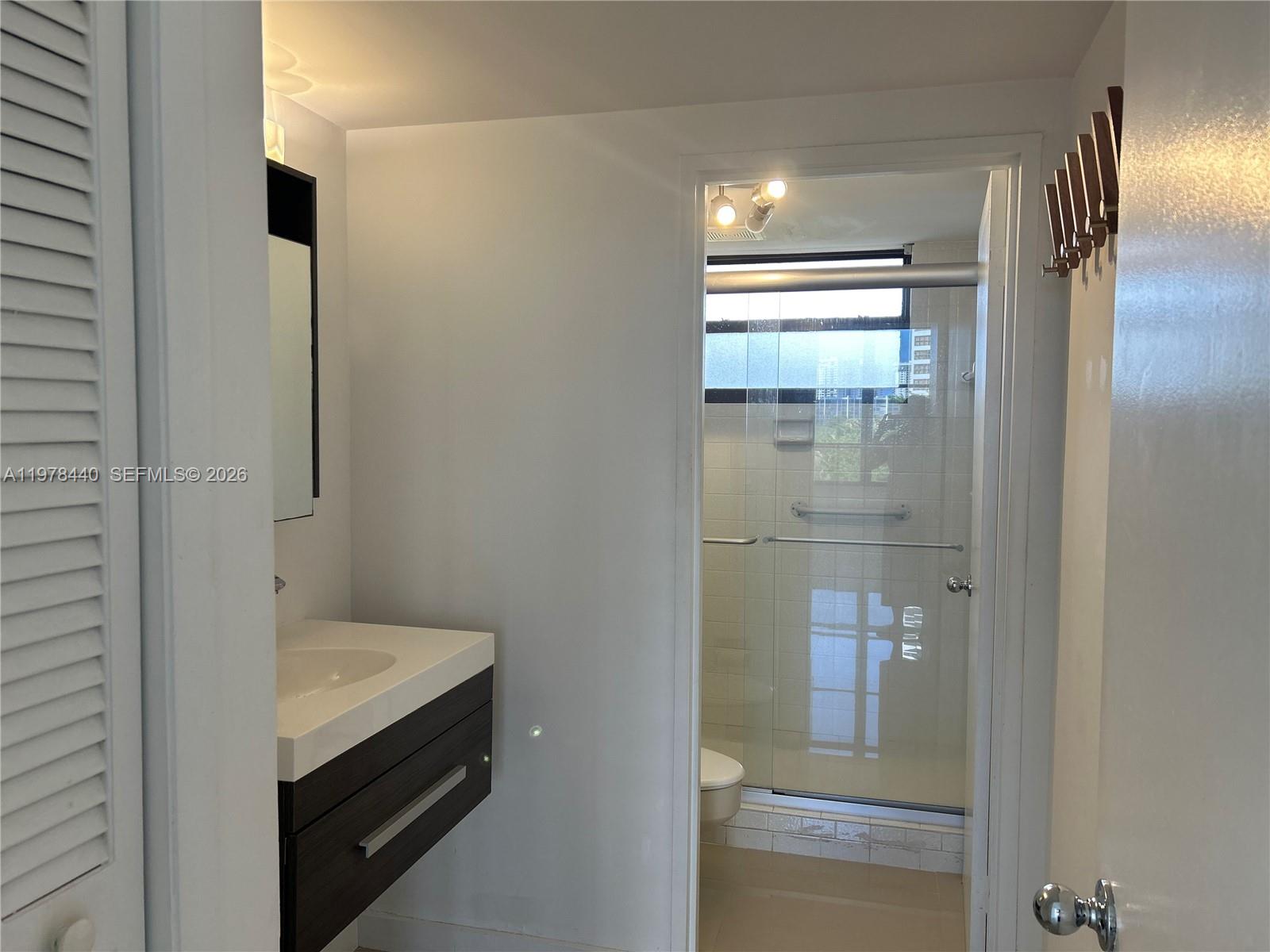 OLYMPUS CONDO PHASE - Residential