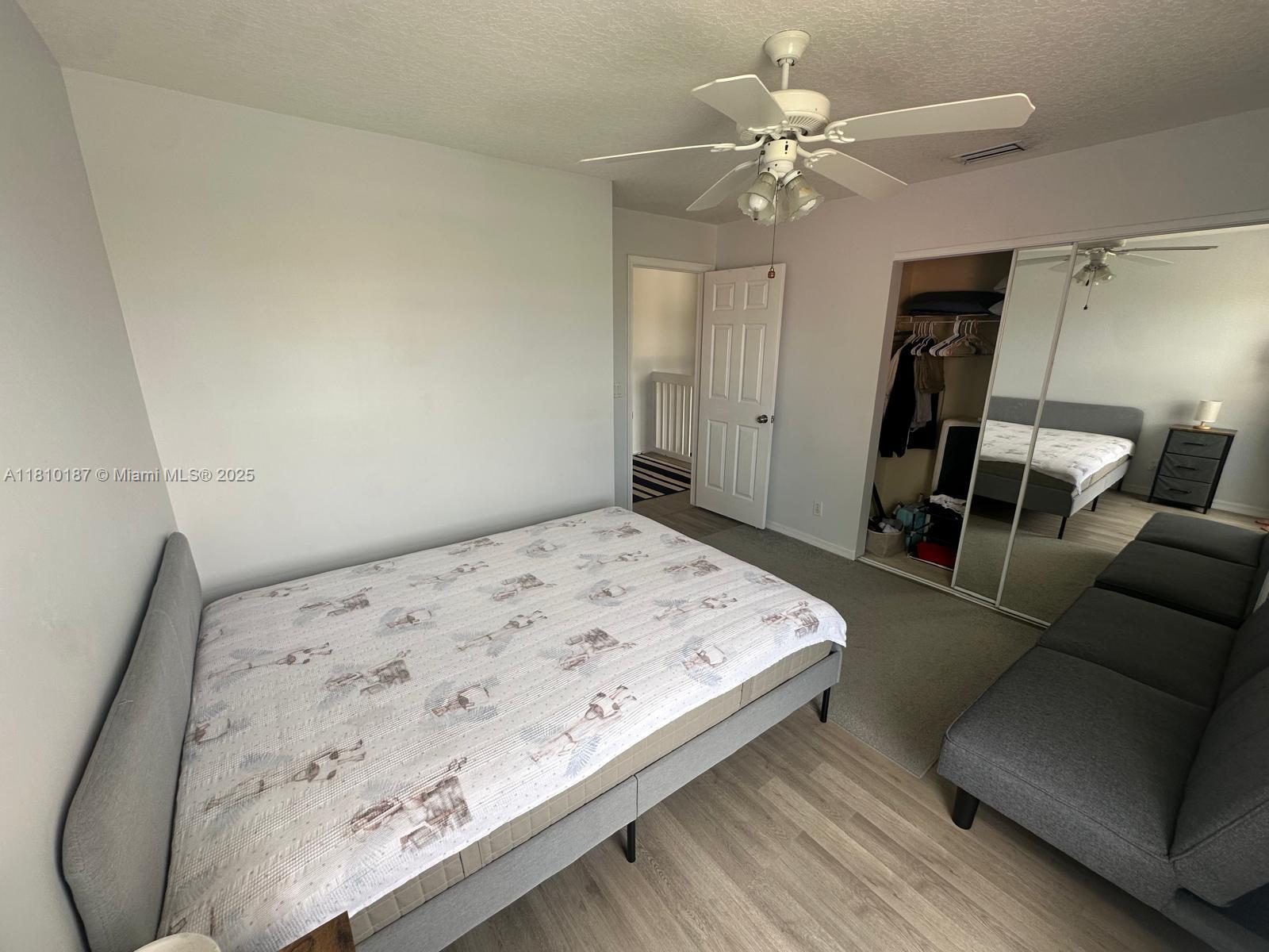 ORANGE POINT TR A - Residential Lease