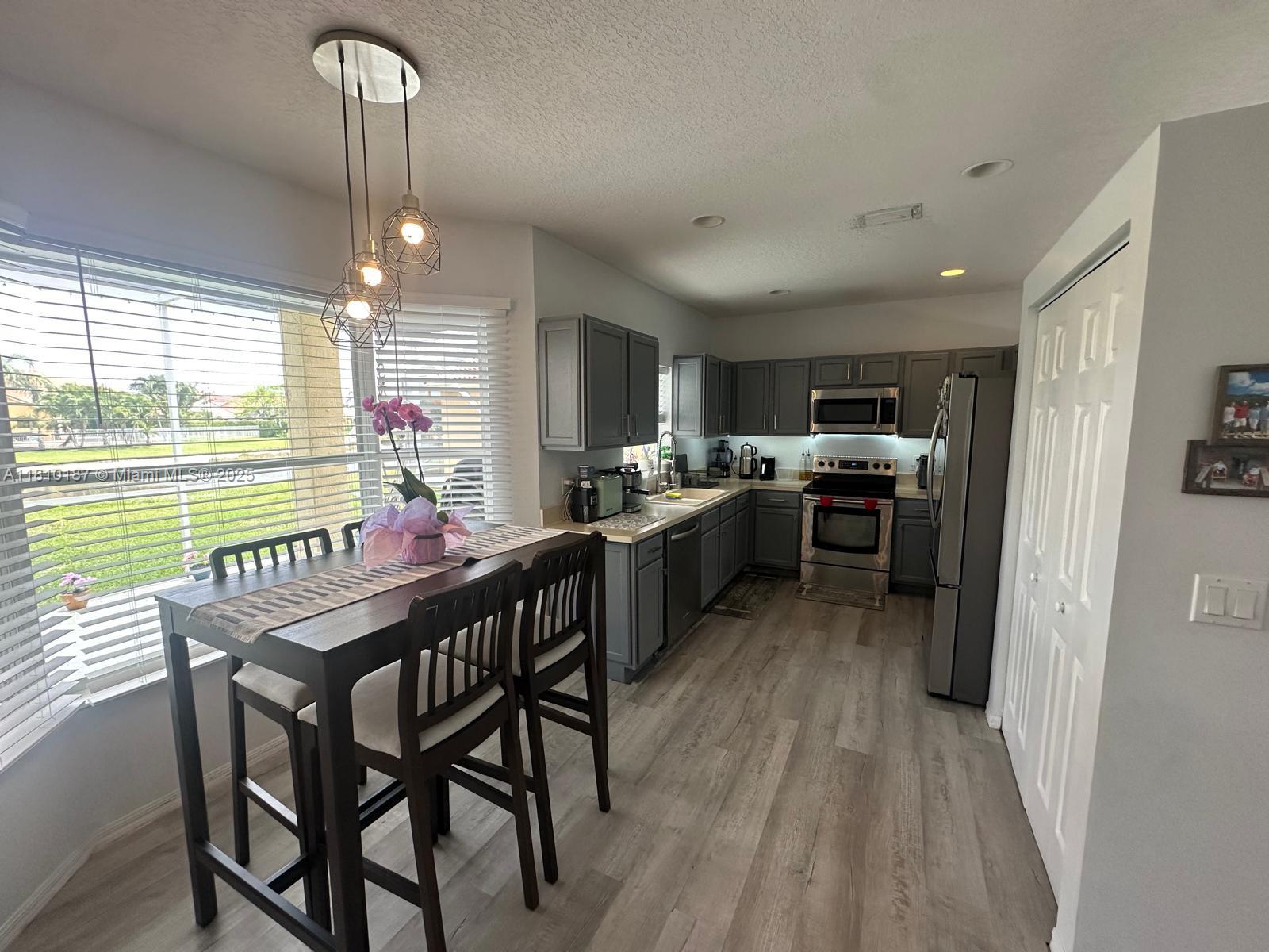 ORANGE POINT TR A - Residential Lease
