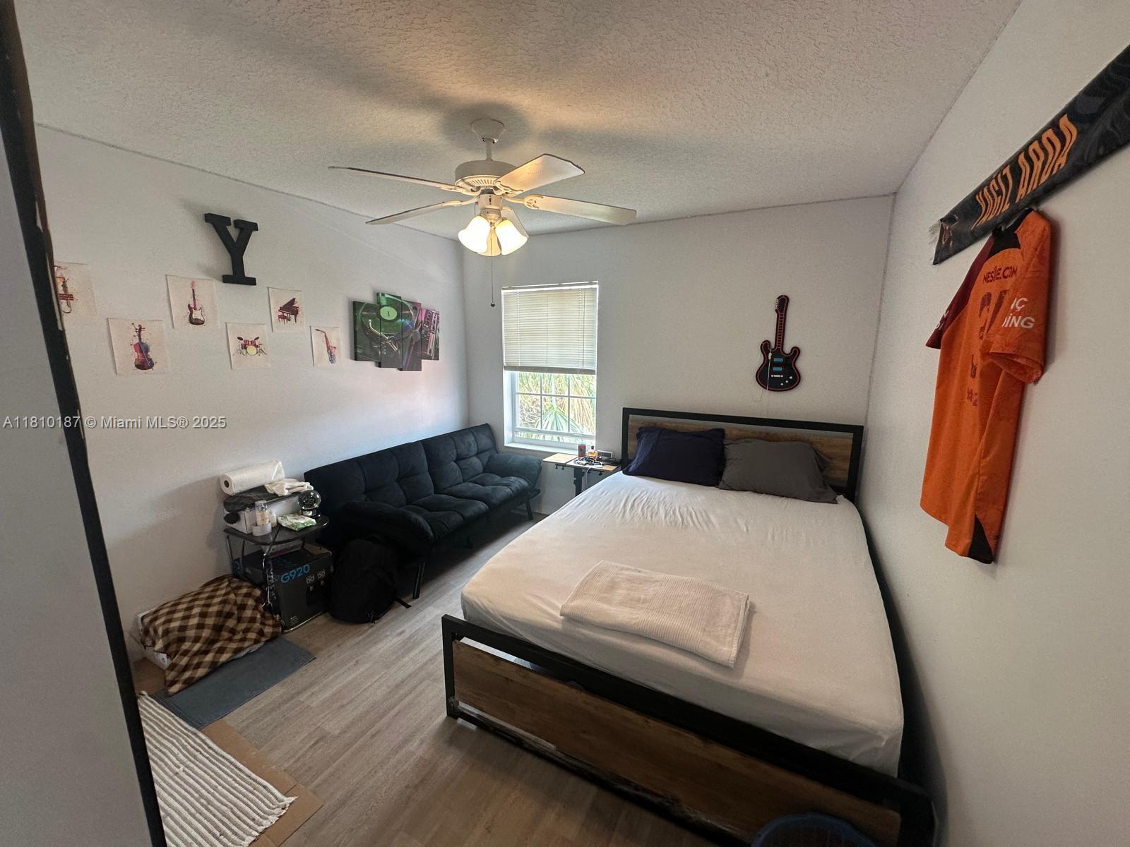 ORANGE POINT TR A - Residential Lease