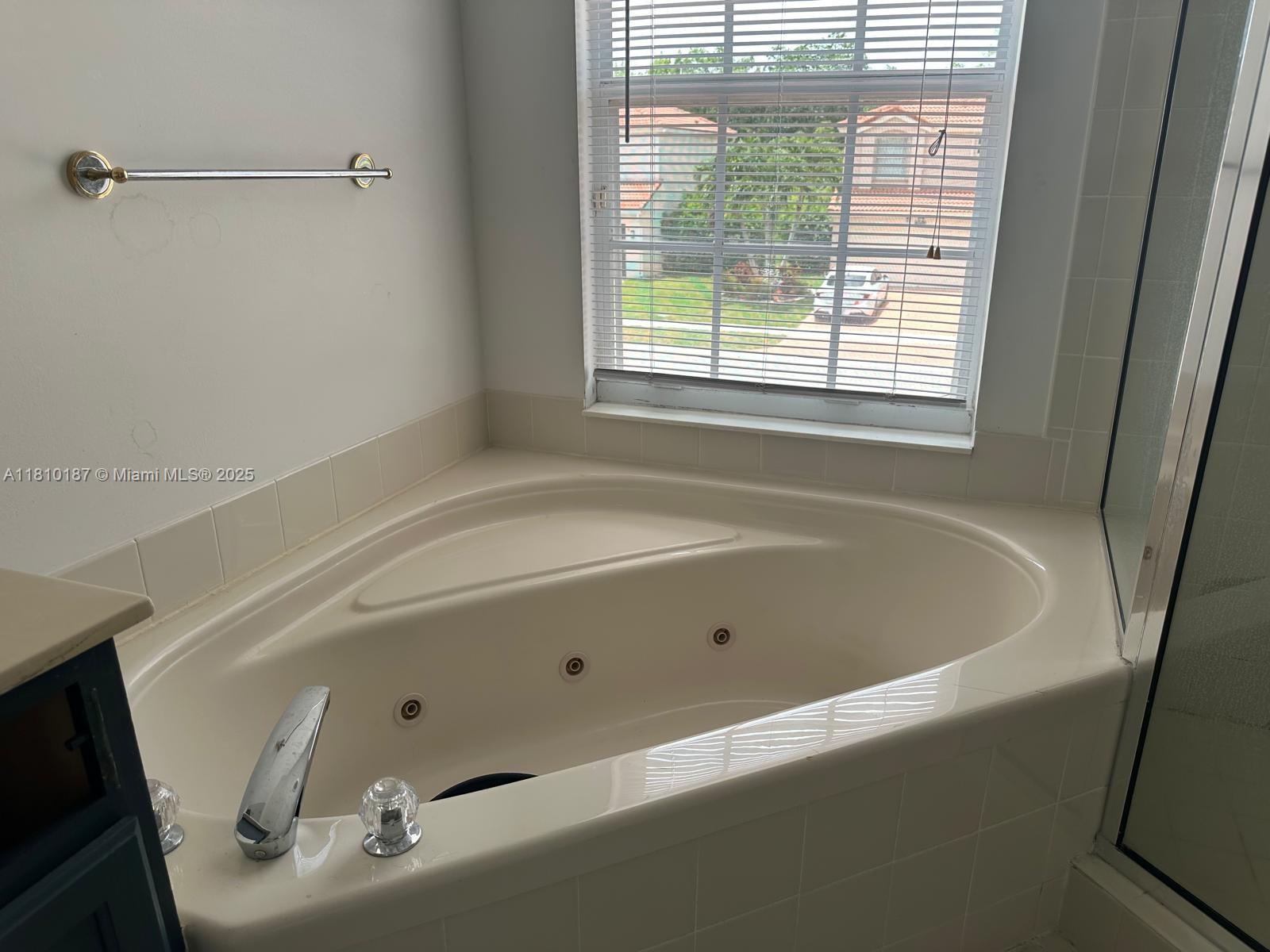 ORANGE POINT TR A - Residential Lease