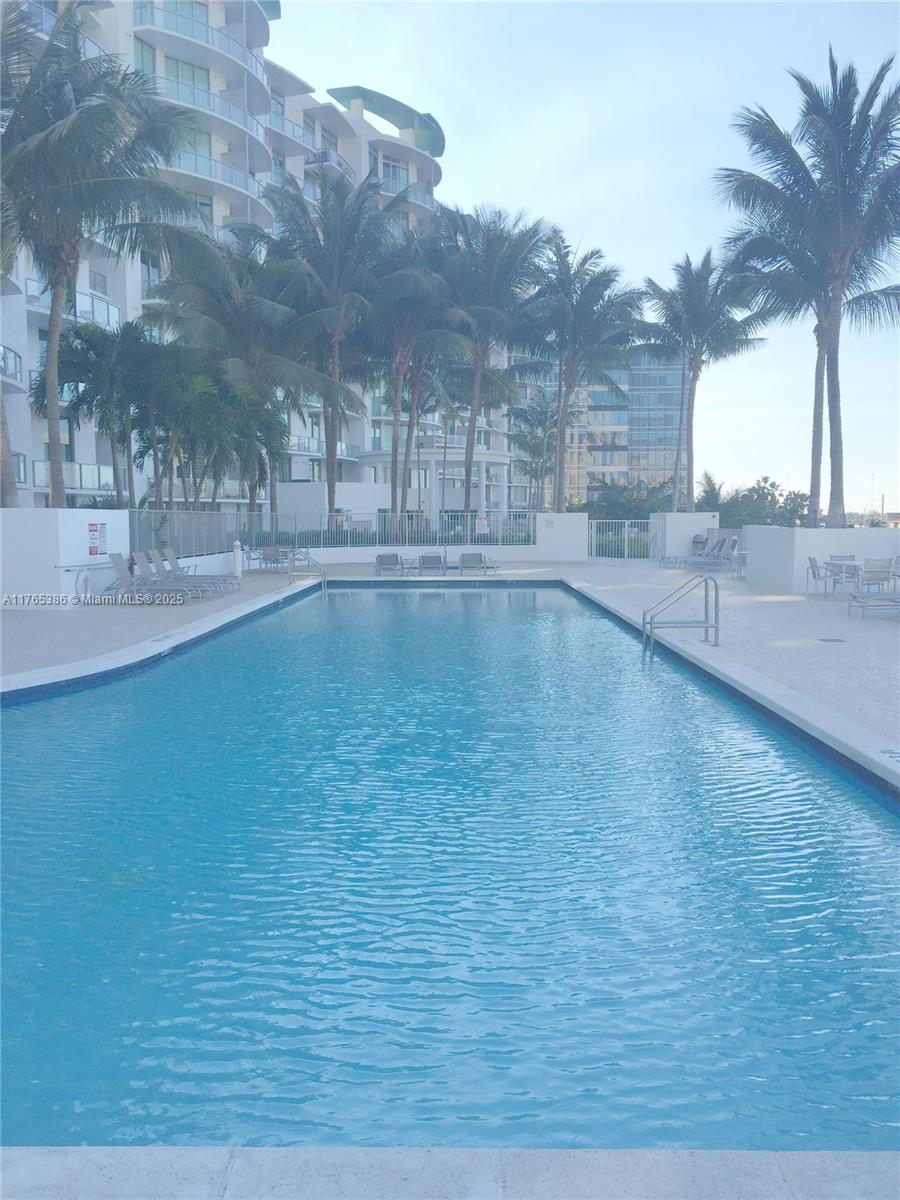 UPTOWN MARINA LOFTS CONDO - Residential