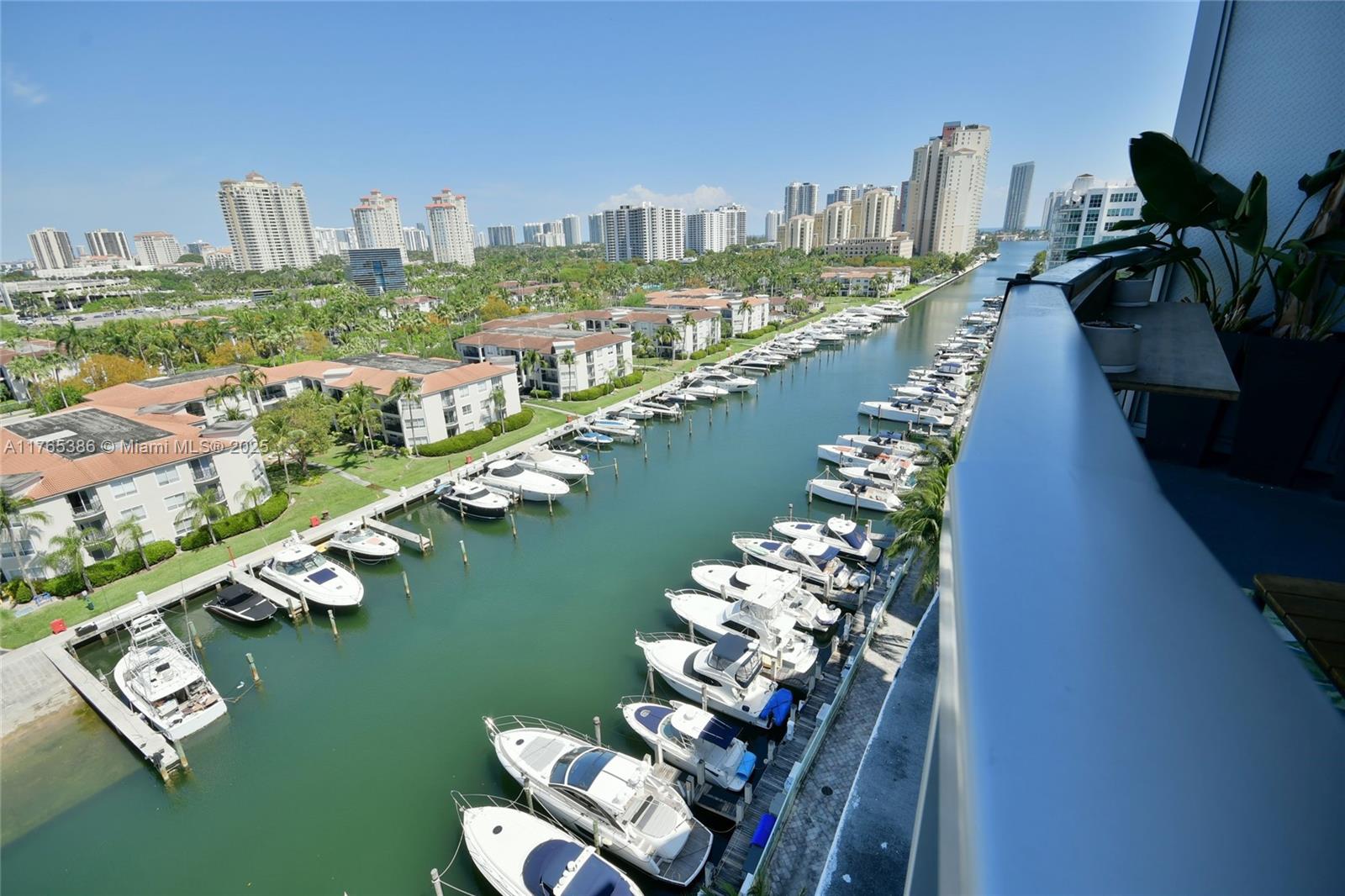 UPTOWN MARINA LOFTS CONDO - Residential