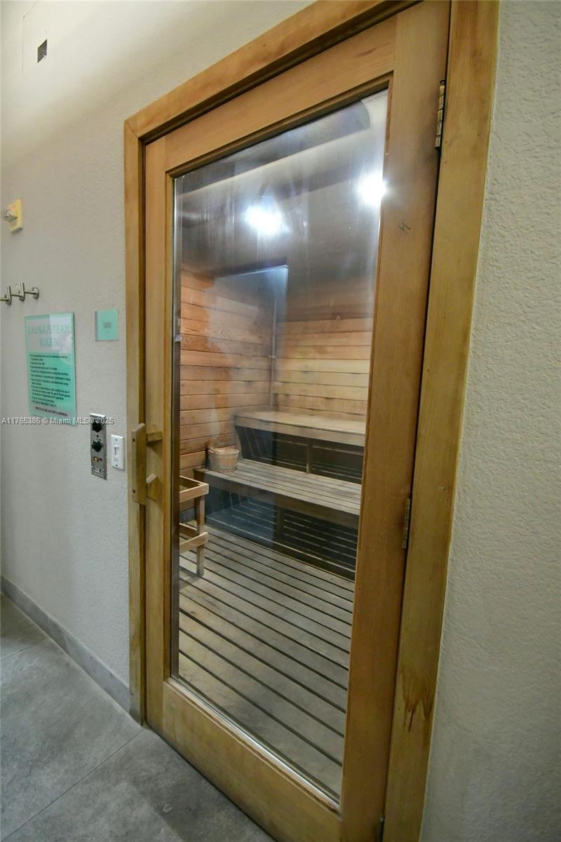 UPTOWN MARINA LOFTS CONDO - Residential