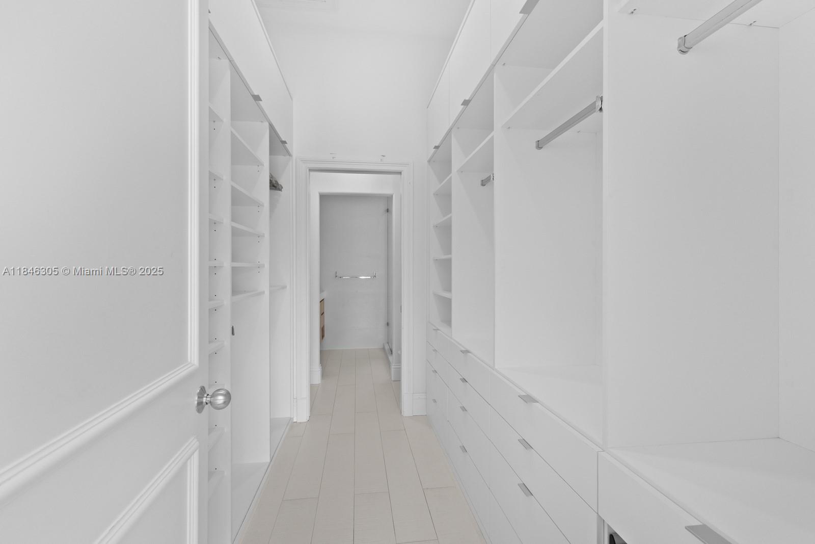 G B VILLAS - Residential Lease