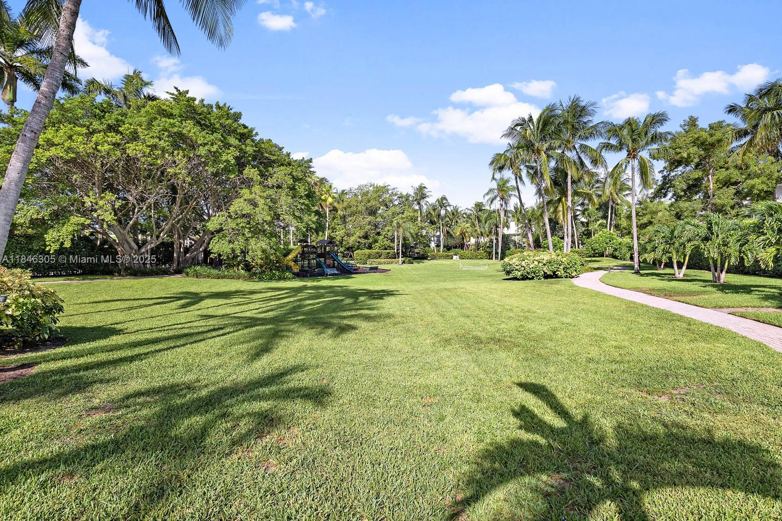 G B VILLAS - Residential Lease