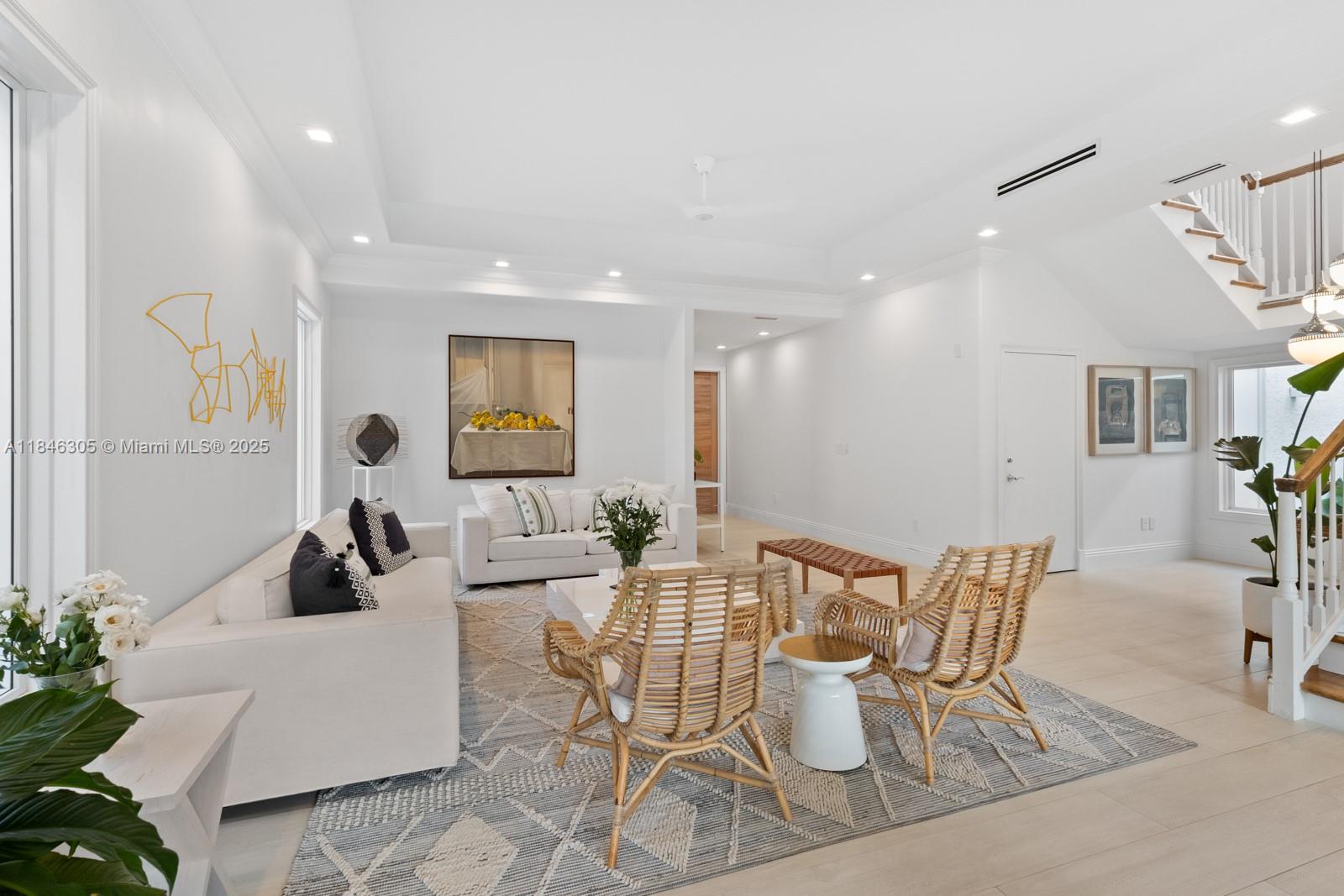 G B VILLAS - Residential Lease