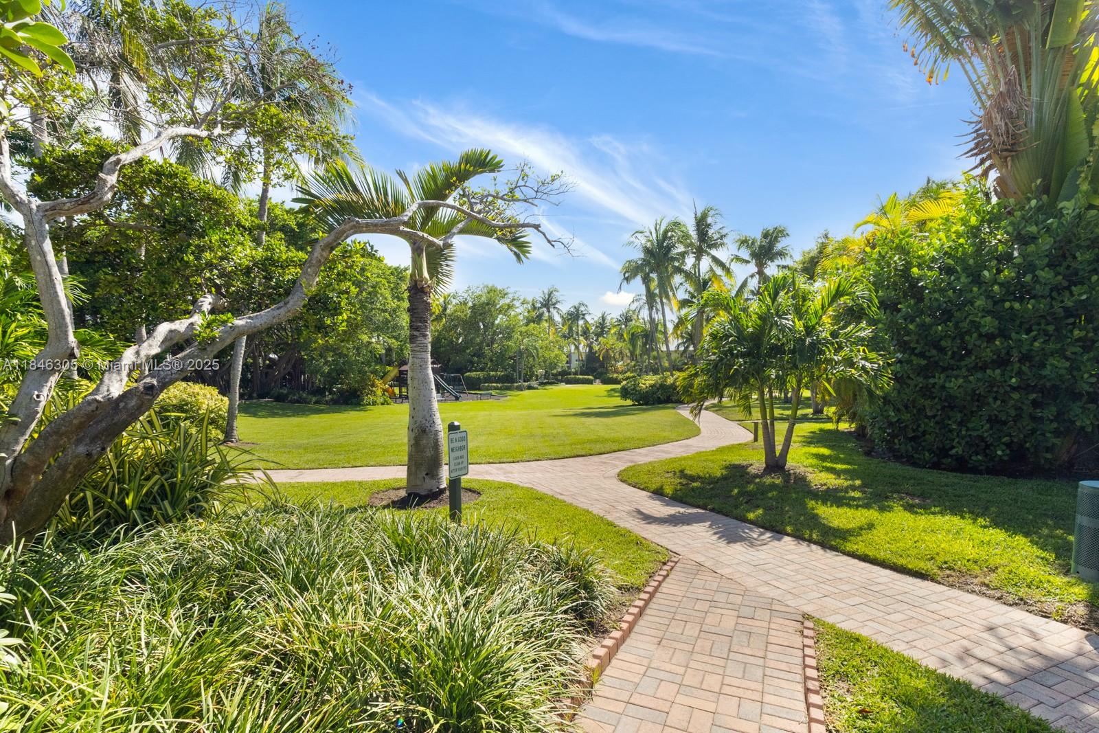 G B VILLAS - Residential Lease