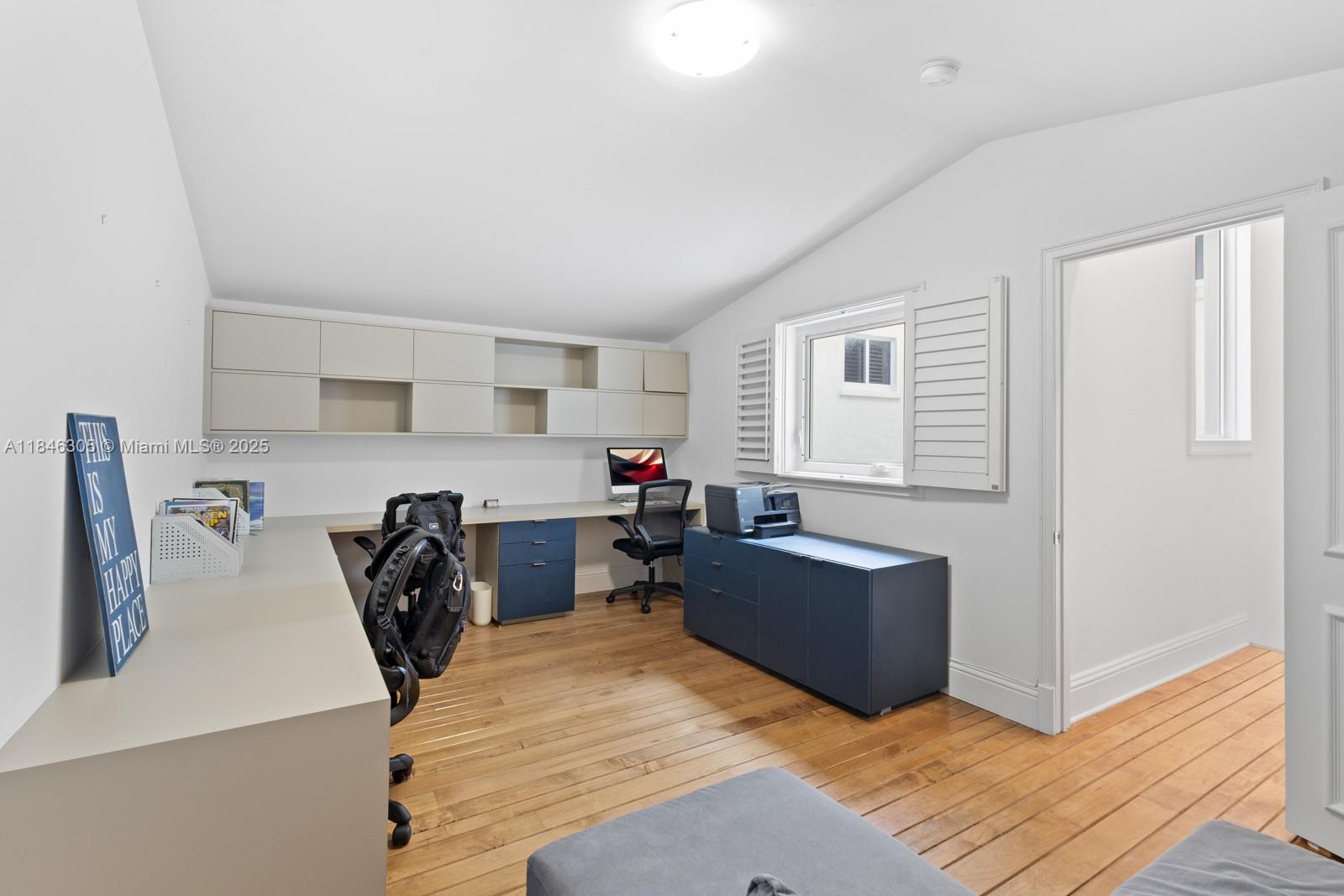 G B VILLAS - Residential Lease