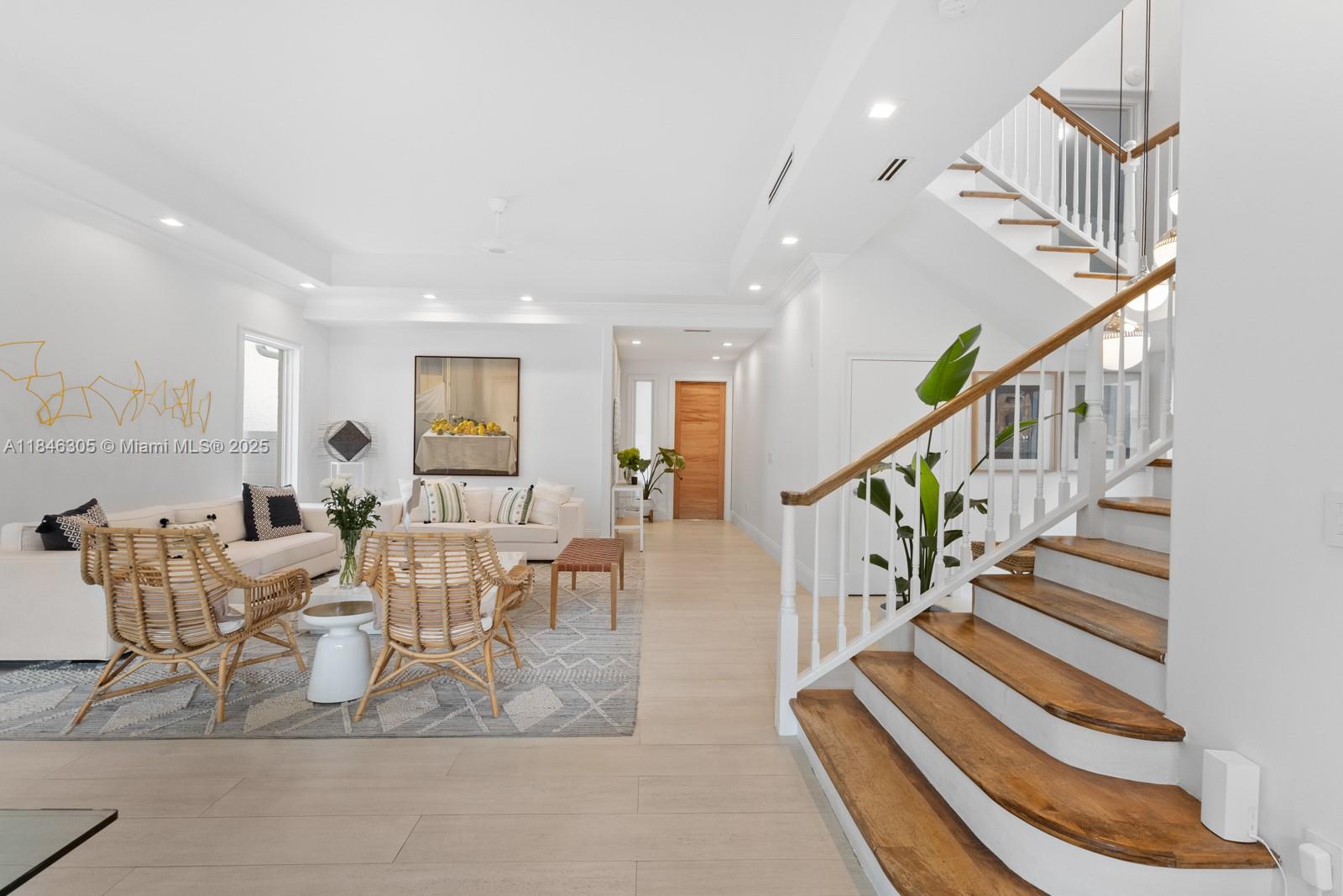G B VILLAS - Residential Lease