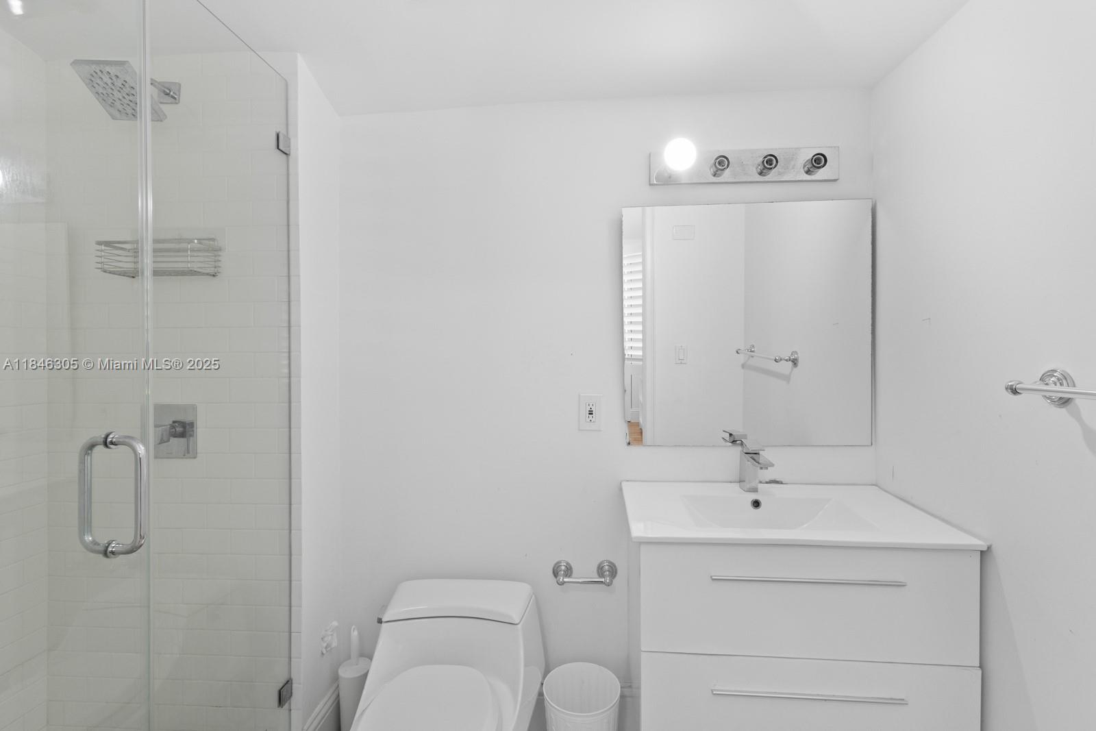 G B VILLAS - Residential Lease