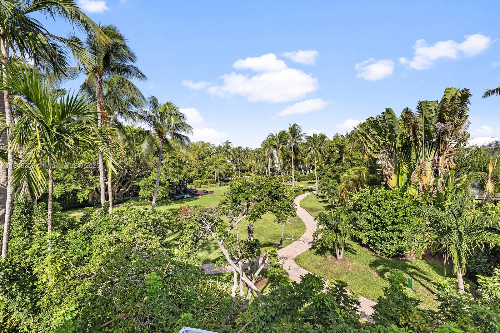 G B VILLAS - Residential Lease