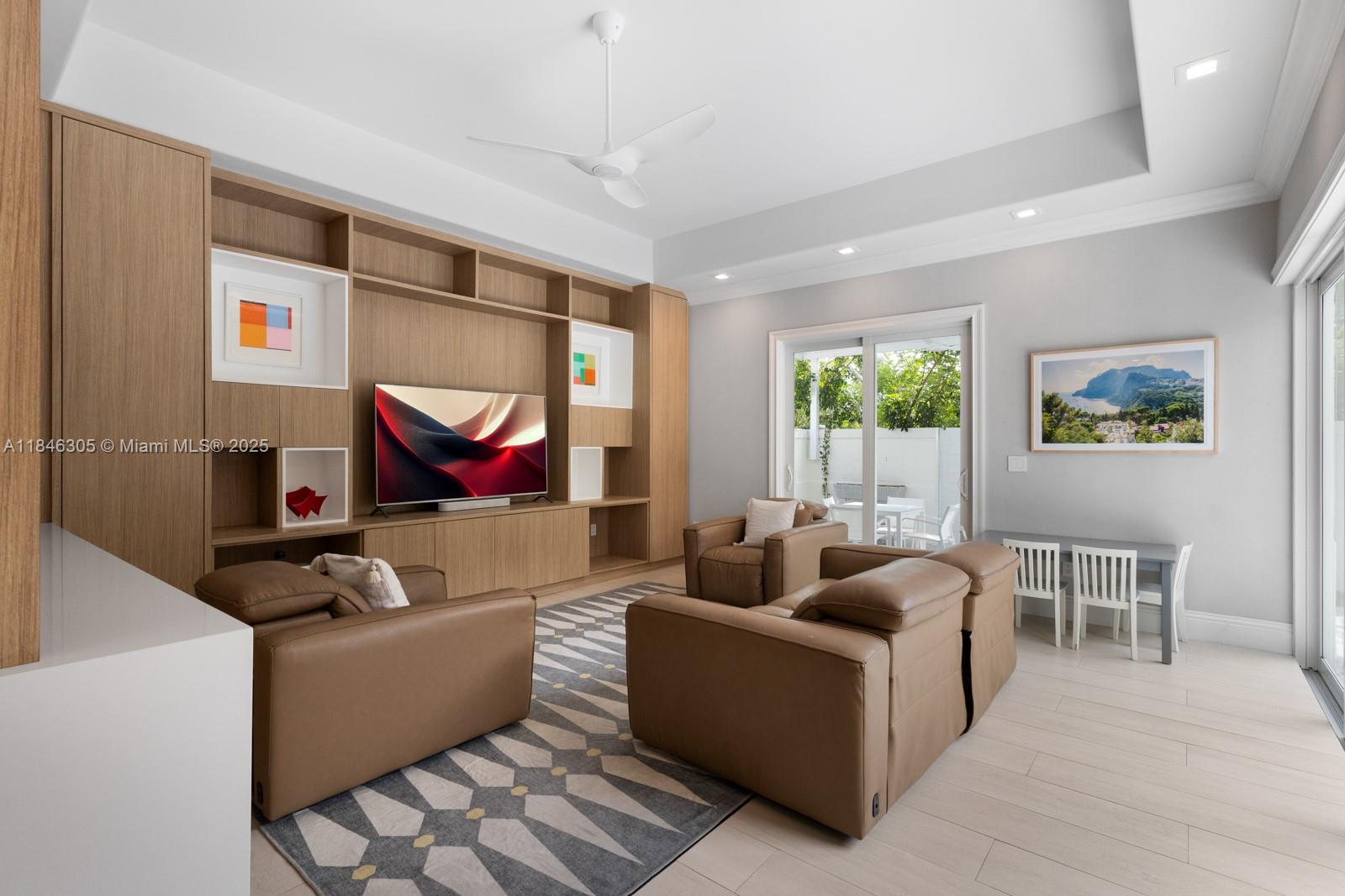 G B VILLAS - Residential Lease