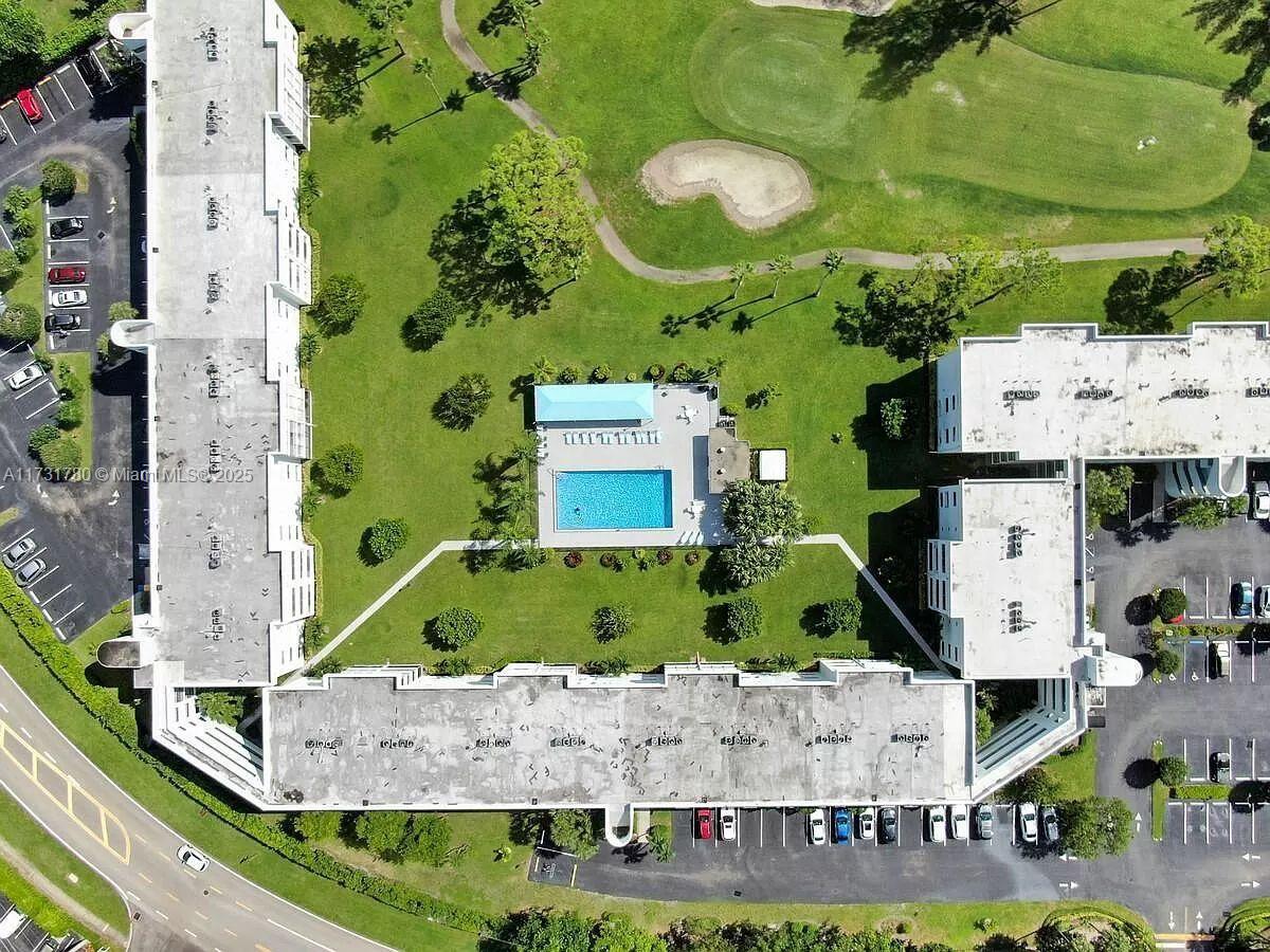 HAMLET AT POINCIANA CONDO - Residential