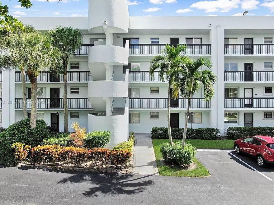 Immaculate 2-bedroom, 2-bathroom 1st floor condo with washer and dryer in unit. All the appliances are less than a year old. This spacious Hamlet West condo offers an open floor plan, neutral flooring, fresh interior paint, large walk-in pantry and an abundance of natural light. Updated kitchen provides granite countertops, a pass through to dining area and a breakfast nook. Master retreat boasts a large walk-in closet and an en-suite bath with a walk-in shower. Hamlet West boasts first class amenities that includes a resort style pool. Located close to shopping, dining, entertainment, major highways and airports stunning pool view and golf course. Association fee includes cable, high speed internet, landscaping of the common areas and building insurance.
